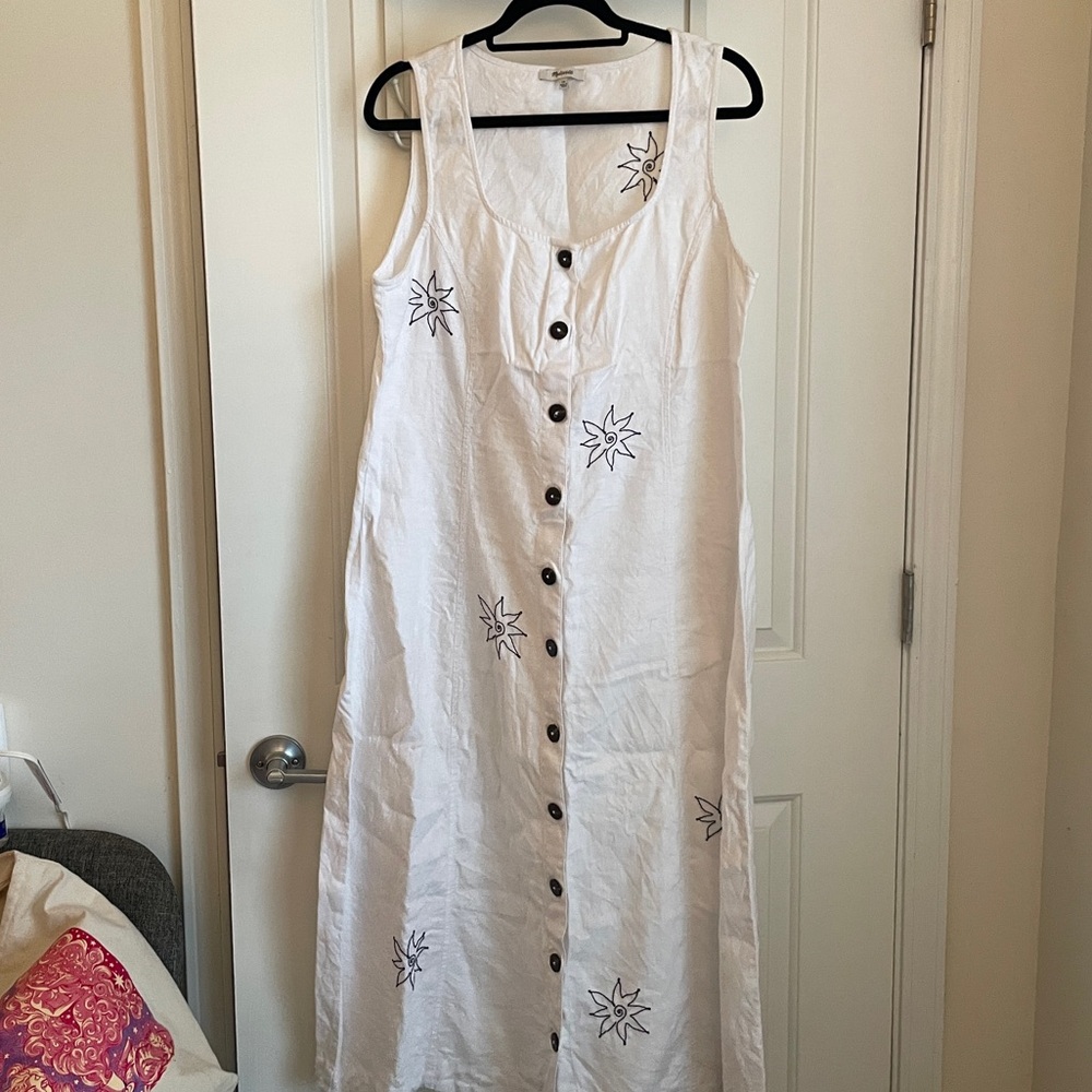 Madewell Button-Front Midi Sheath Dress in Linen - Picture 6 of 8